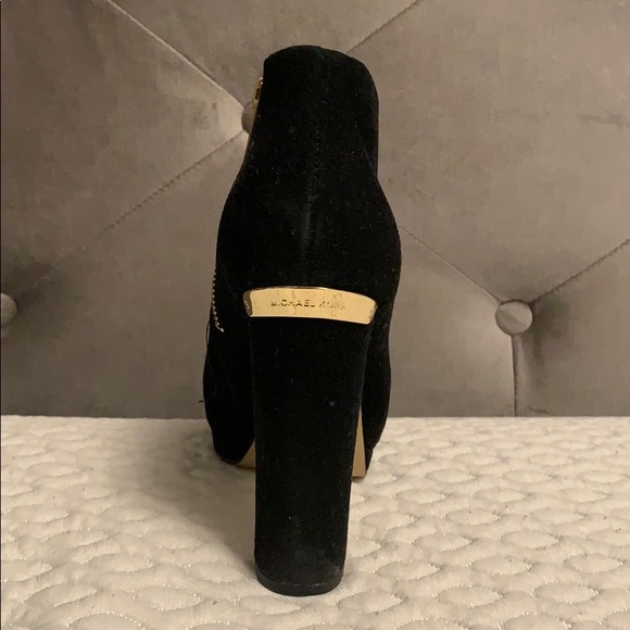 Black booties - Picture 2 of 5